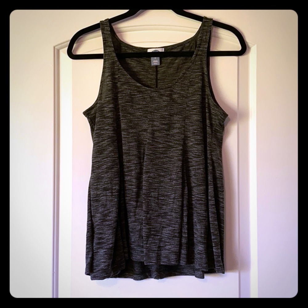 Cute blousy tank sz M